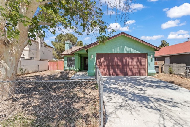 Property photo of 2539 Garnet LN
