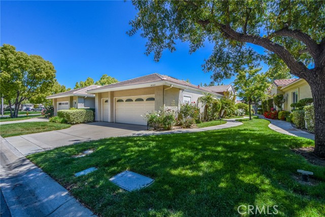 Property photo of 38749 Muirfield DR