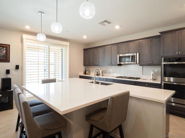 Property photo of 40804 Varese St