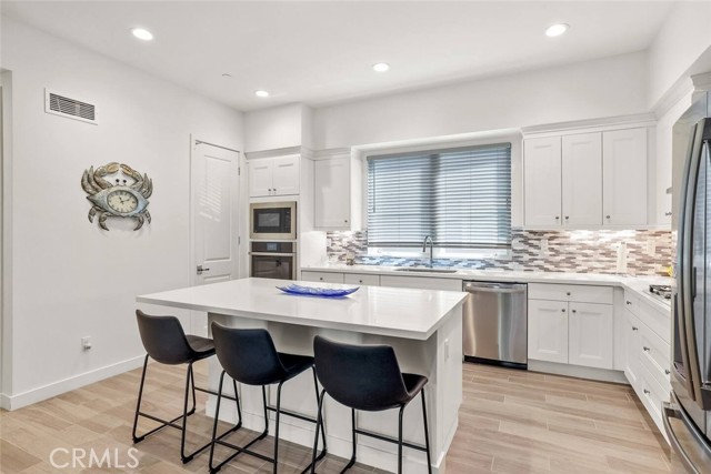 Property photo of 985 Doheny WY