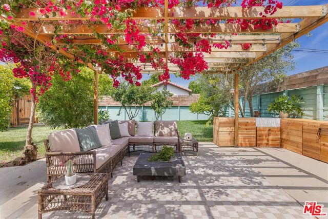 Property photo of 11245 Culver Park DR
