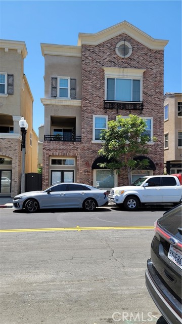 Property photo of 284 S Prospect AV