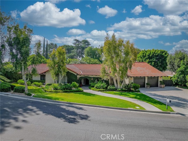 Property photo of 2033 Benbow PL