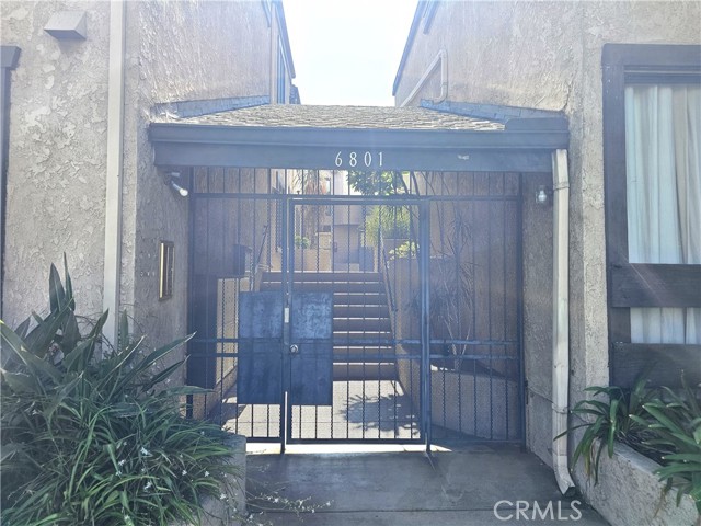 Property photo of 6801 Mammoth AV