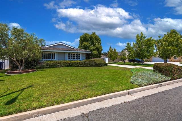 Property photo of 5591 Kenwood AV