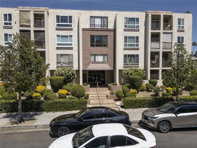 Property photo of 1118 N Central AV