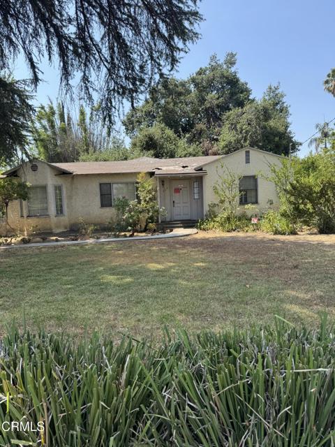 Property photo of 238 W Le Roy AV