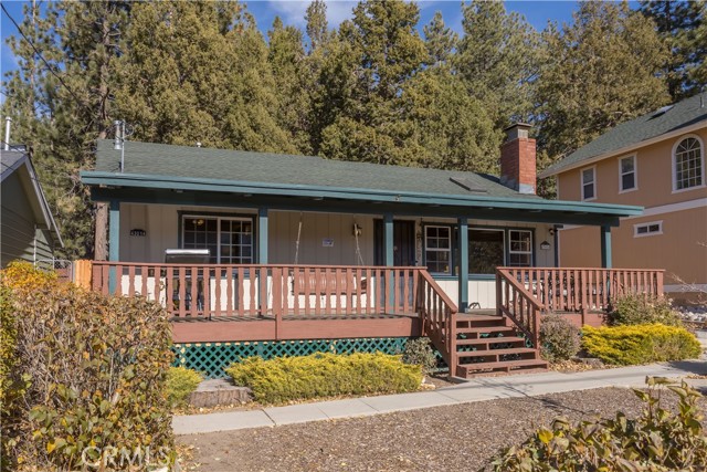 Property photo of 43014 Moonridge RD