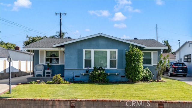 Property photo of 1714 E Linfield ST