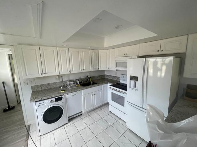 Property photo of 64281 Spyglass Ave