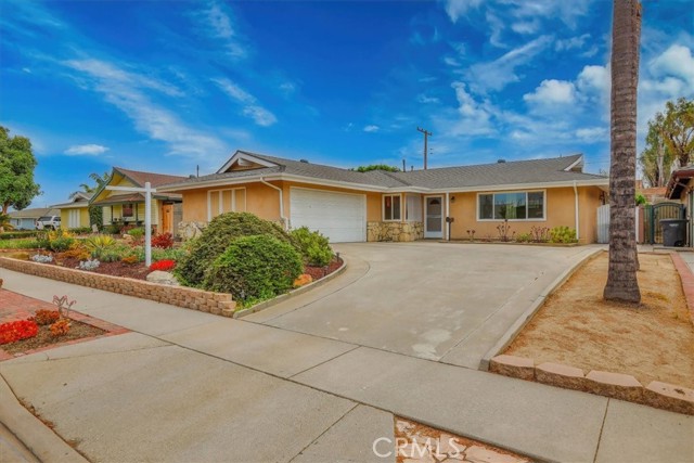 Property photo of 16344 Summershade DR