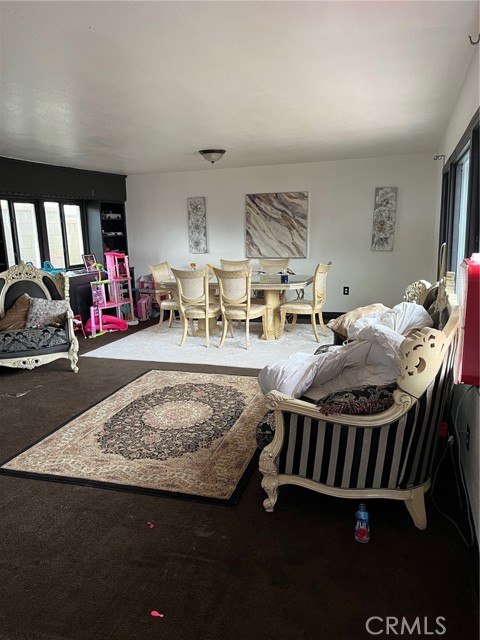 Property photo of 1834 Valinda