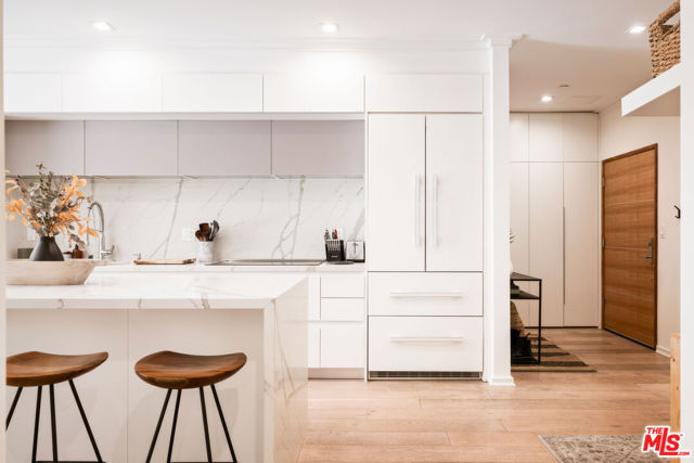 Property photo of 132 N Swall DR