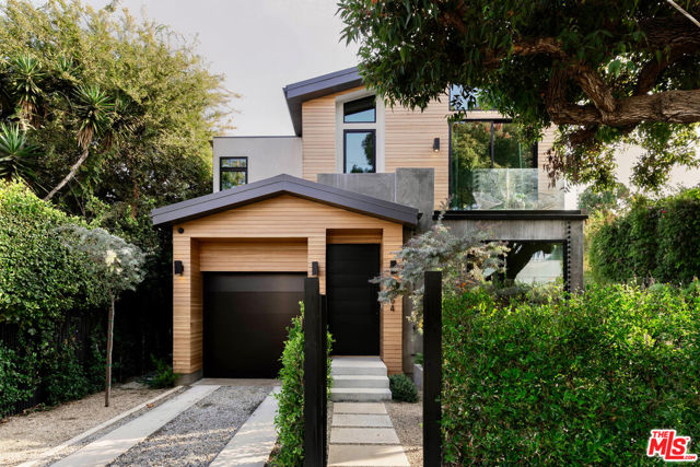 Property photo of 9064 Harland AV