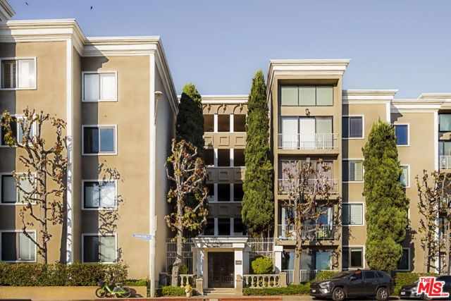 Property photo of 8455 Fountain AV