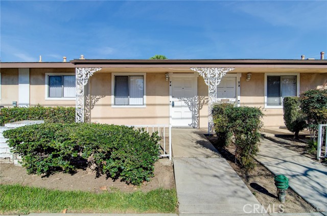 Photo of 2525 N Bourbon