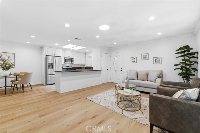 Photo of 953 Avenida Carmel