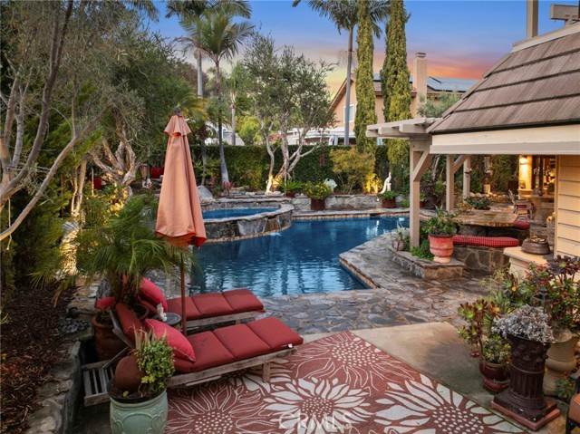 Property photo of 30951 Via Errecarte