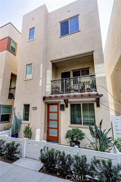 Property photo of 1669 Yorktown