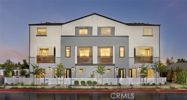 Property photo of 1320 W Oakcrest Paseo