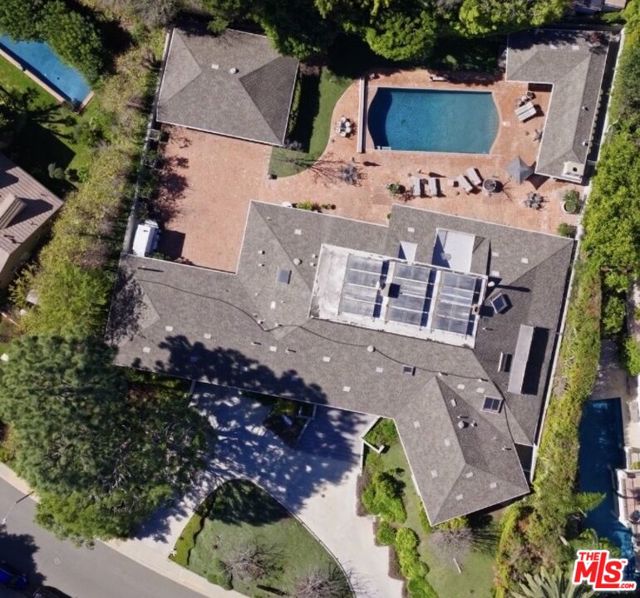 Property photo of 917 Oxford WY