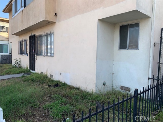 Property photo of 1260 E 4th ST