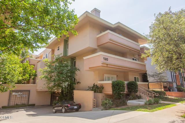 Property photo of 130 S Mentor AV