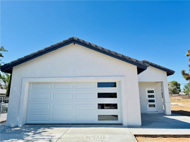 Property photo of 16063 Spruce St