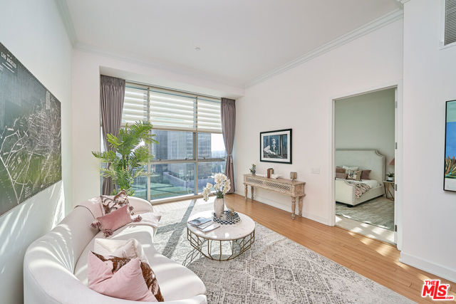 Property photo of 3223 W 6th ST