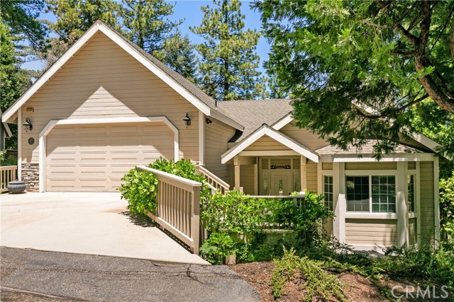 Property photo of 27376 Pinewood DR