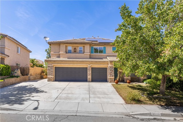 Property photo of 40225 Watford WY