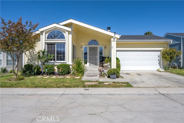 Property photo of 27829 Sunrise LN