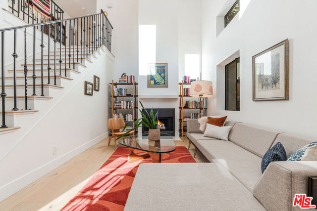 Property photo of 3850 Udell CT