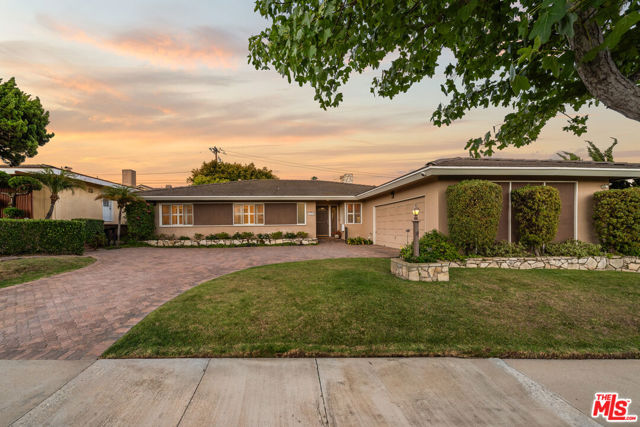 Property photo of 5124 S Corning AV