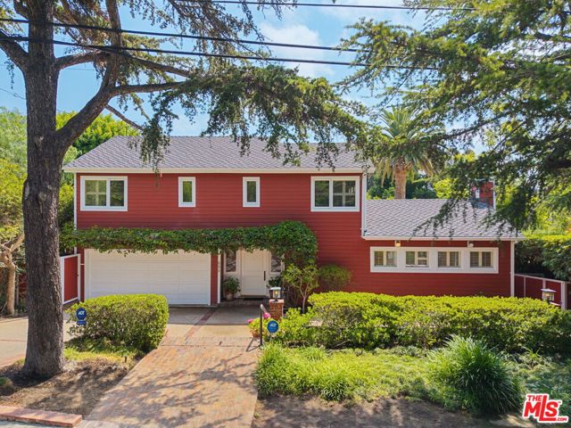 Property photo of 604 S Saltair AV