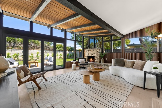 Property photo of 13007 Dewey ST