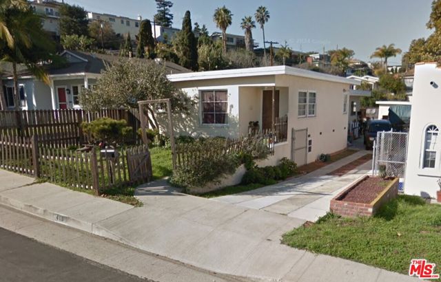 Property photo of 415 Campdell ST