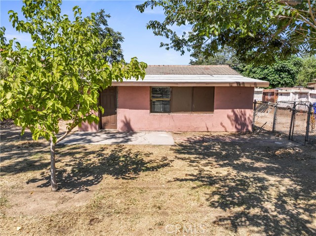 Property photo of 2860 N Macy ST