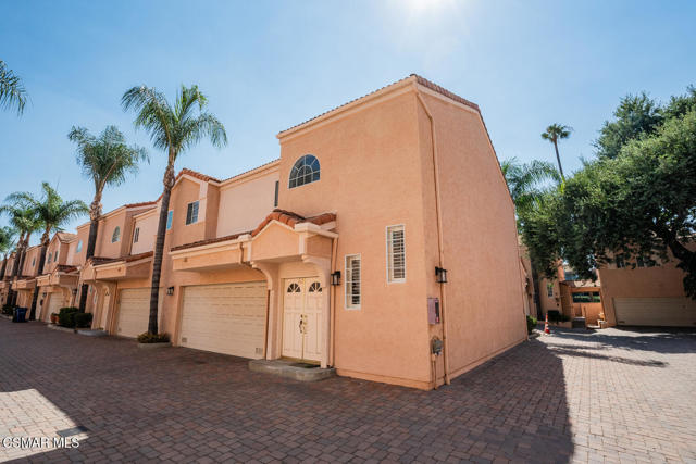 Property photo of 5200 White Oak AV