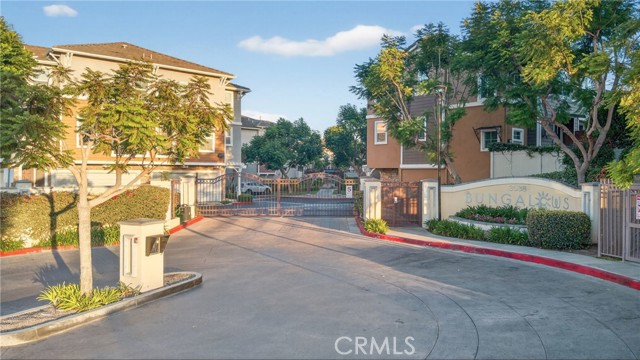 Property photo of 3538 Torrance BL