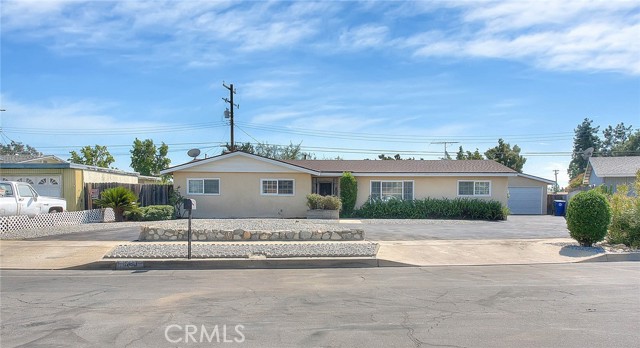Property photo of 1340 Waverly CT