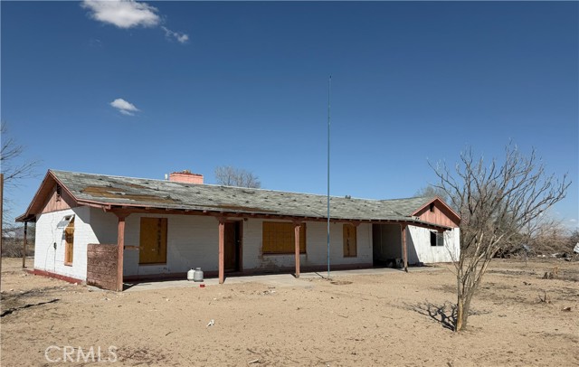 Property photo of 45334 Yermo Rd