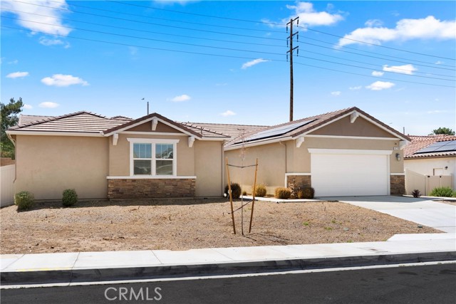 Property photo of 41719 Wayladn Ct