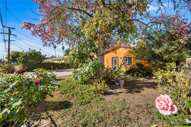 Property photo of 1584 E Davidson ST