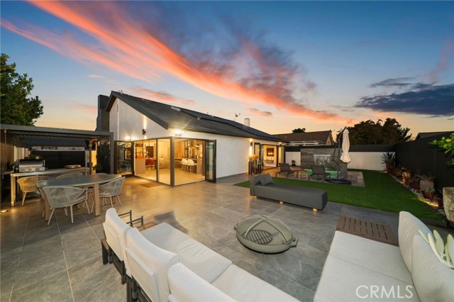 Property photo of 985 Begonia AV