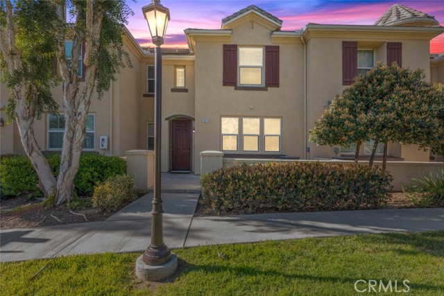 Photo of 1800 E Lakeshore