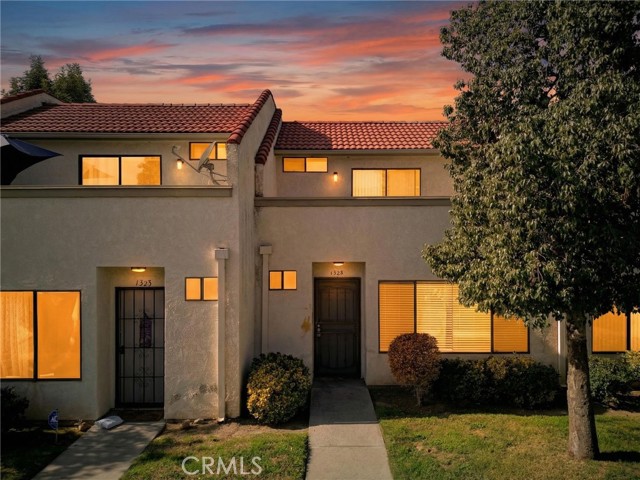 Property photo of 1325 W Latham