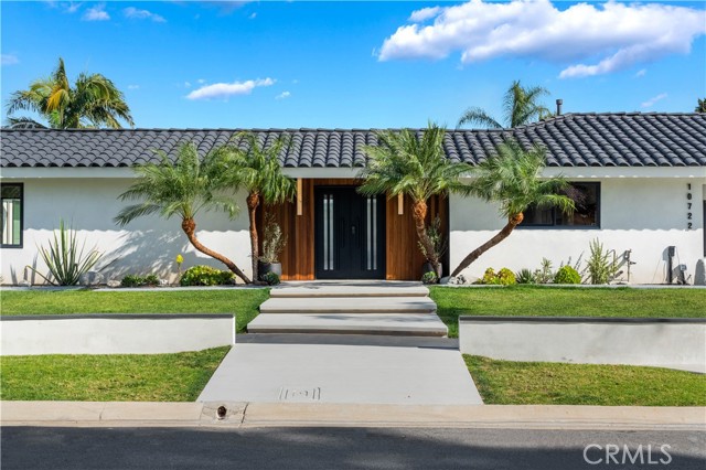 Property photo of 10722 Adams Circle