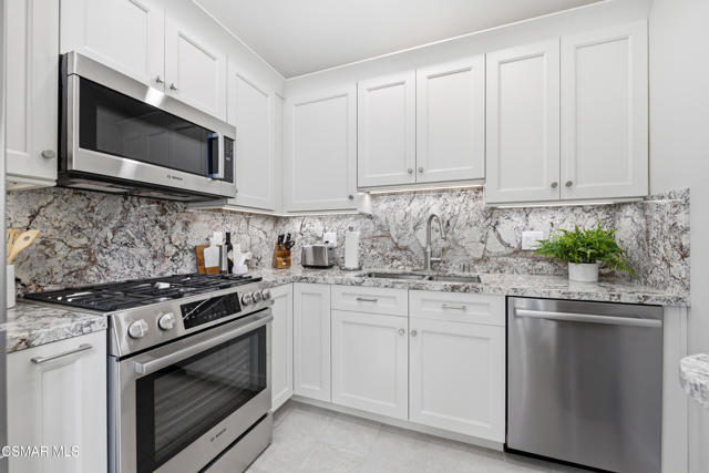 Property photo of 31580 Agoura RD