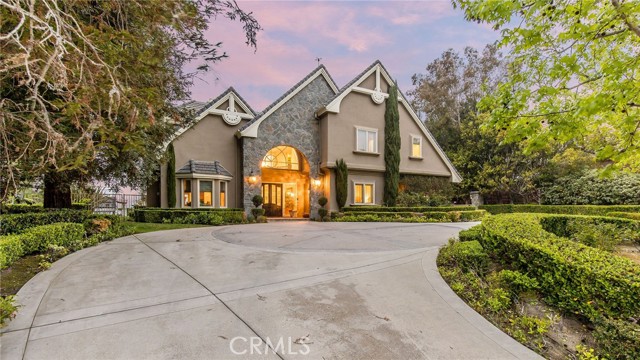Property photo of 27796 Somerset LN